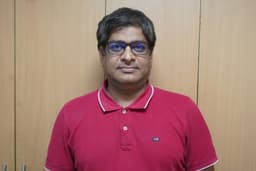 Dr. Rishi Kumar Sadhy